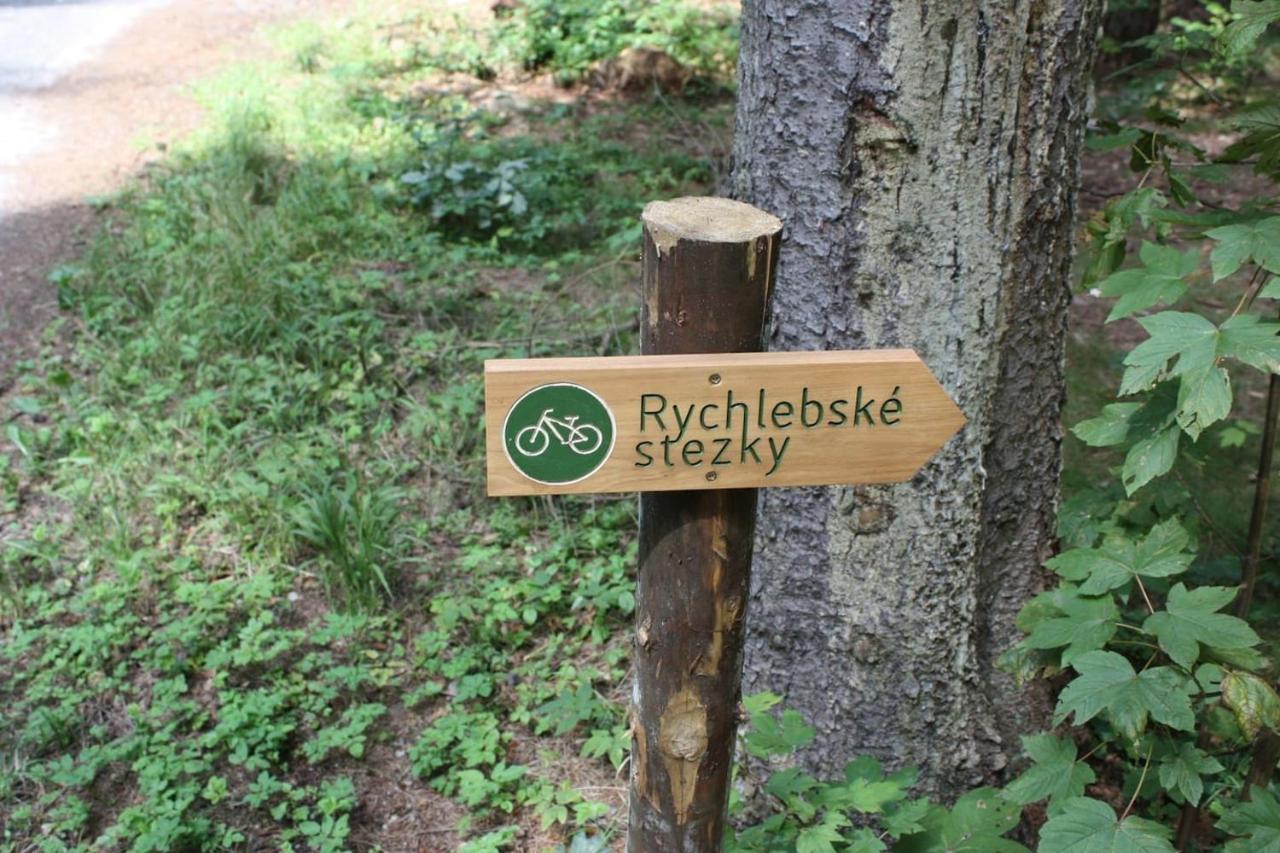 Chata Pod Rejvizem Jeseník Kültér fotó